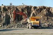 Балласт с собственного карьера минимально 40т.