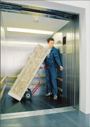 Лифты,  Эскалаторы,  Траволаторы SL Elevator..